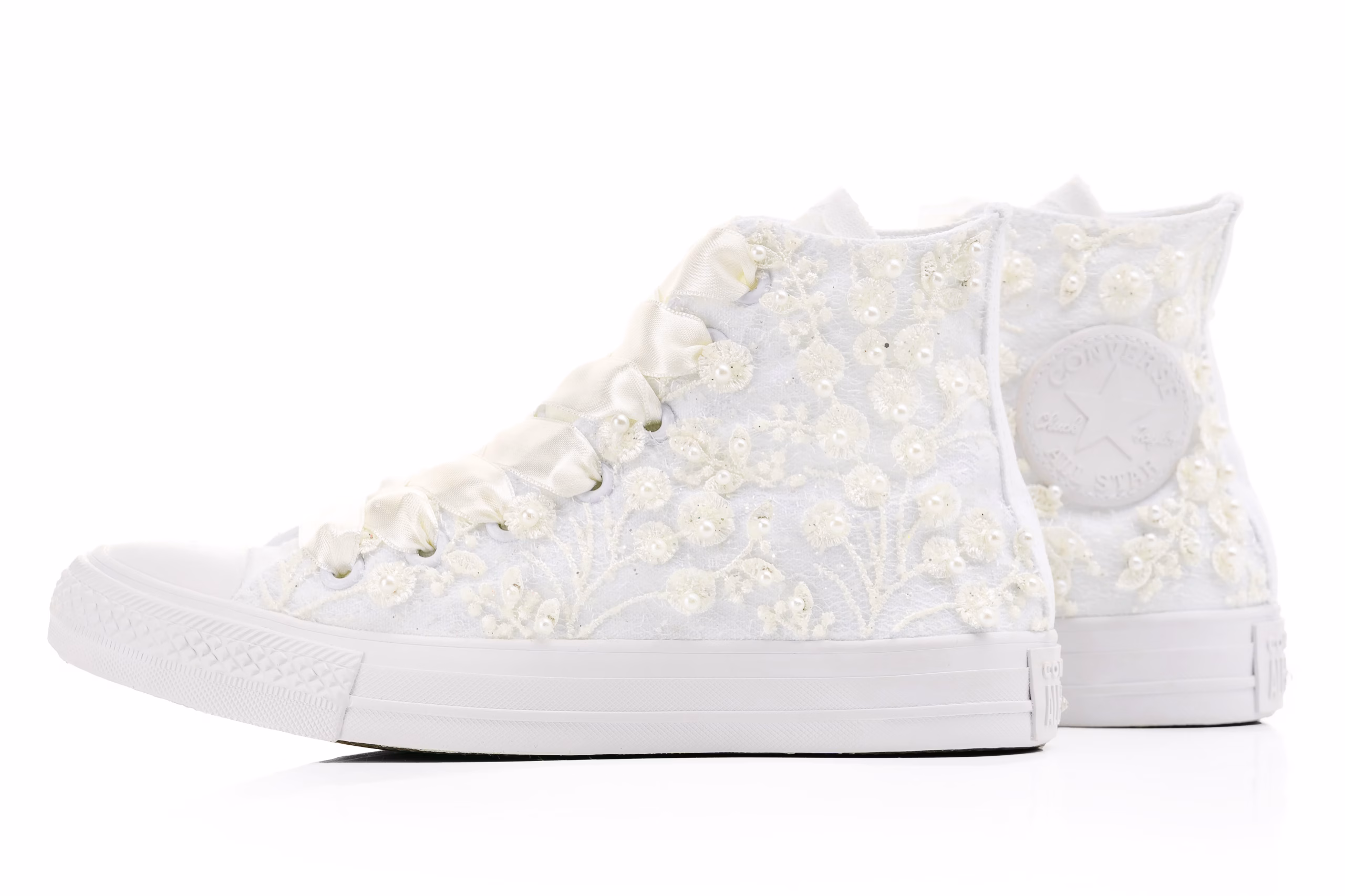 Ivory Lace Bridal Sneakers High Top : Elegant Wedding Converse for the Modern Bride – Image 4