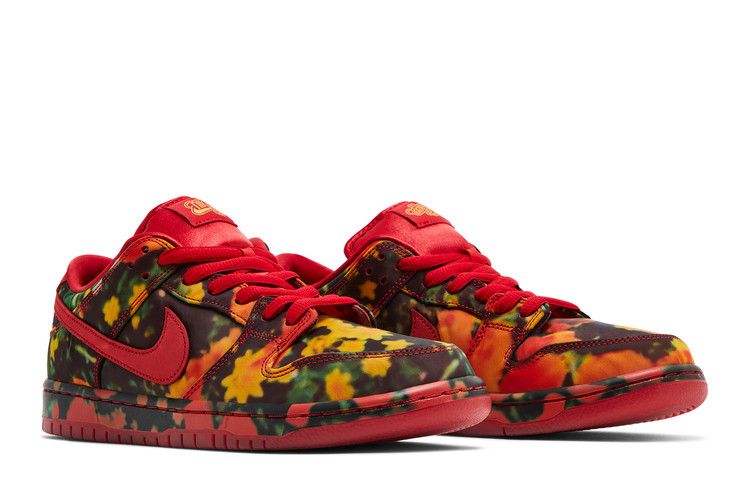 Nike SB Dunk Low The Wizard of Oz Poppy Field – Image 3