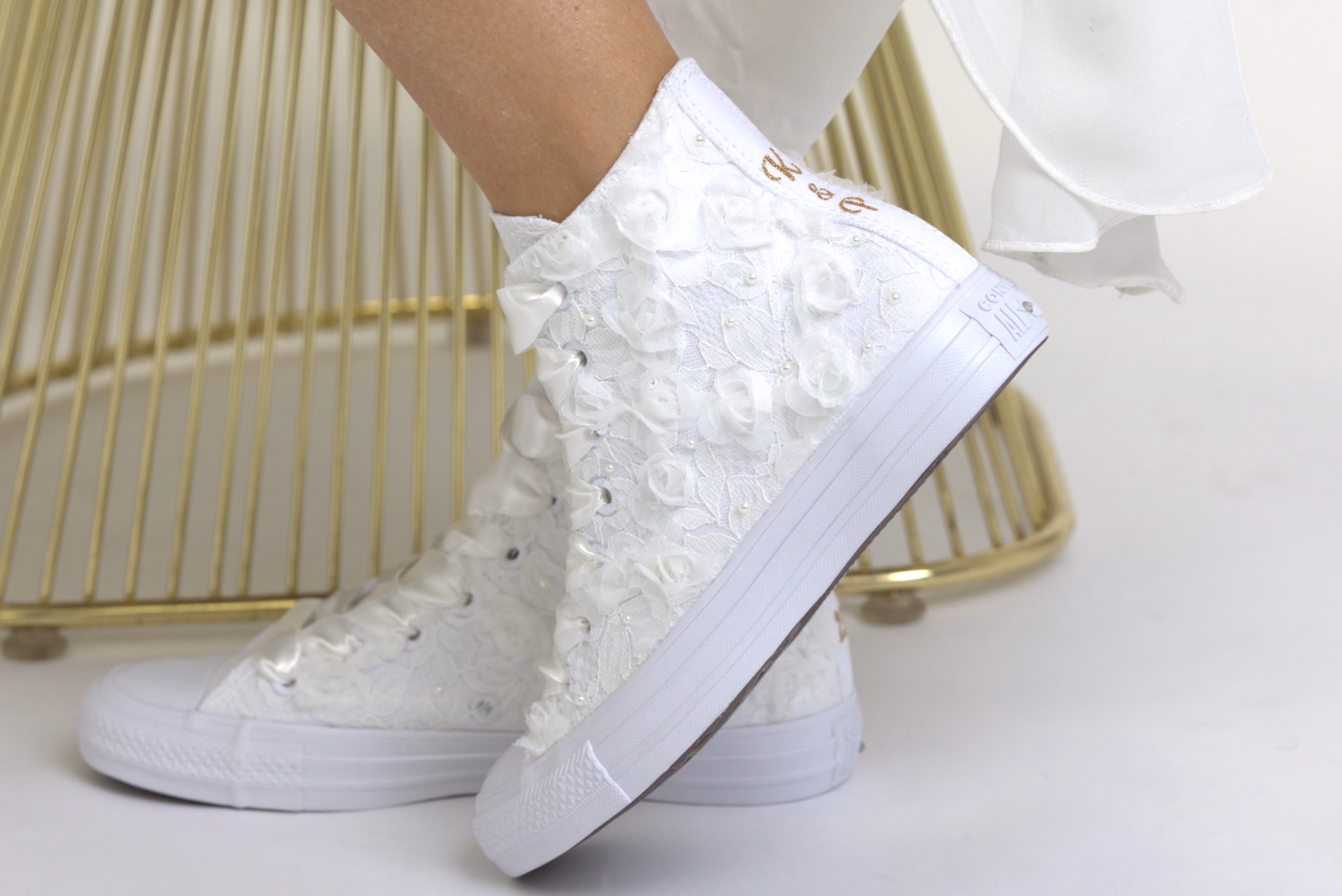 Bridal Chucks High Top With 3D Flowers – Image 4