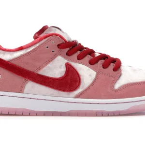 Nike SB Dunk Low StrangeLove