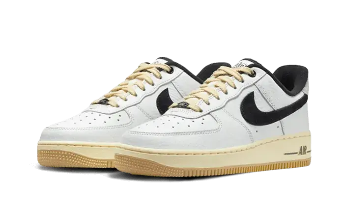 Nike Air Force 1 '07 LX Low Command Force Summit White Black – Image 3