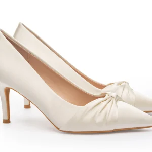 Ivory Satin Bridal Heels with Bow – 3″ Mid Heel Pointed Toe Wedding Shoes | Lovin Bridal Model Selene